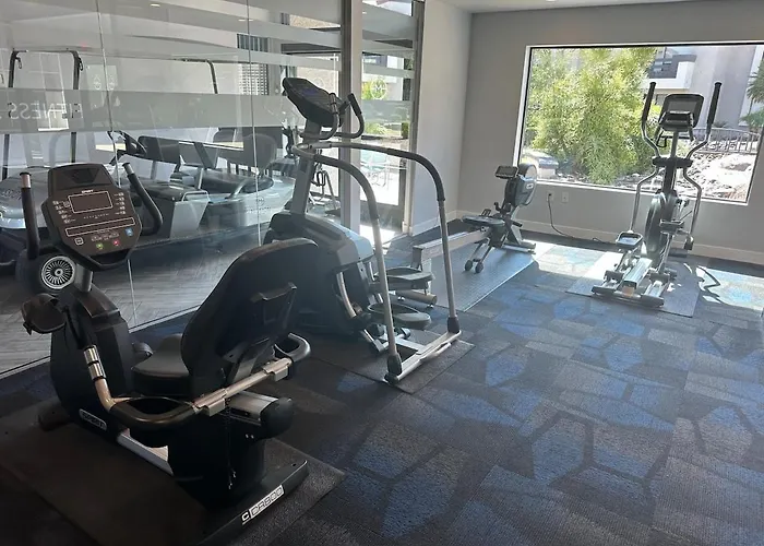 Modern, Comfy Near Asu & Phx Airport *