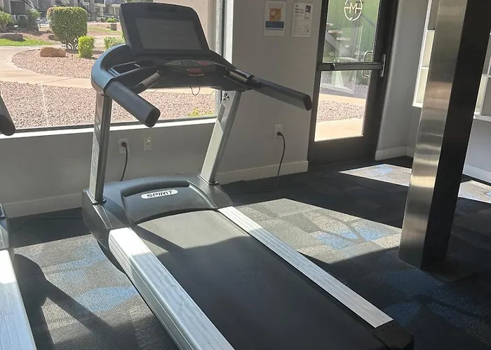 Modern, Comfy Near Asu & Phx Airport Tempe